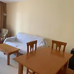 아파트 Service Lazaro- Aguamarina 46 칼페