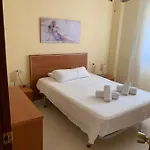 Service Lazaro- Aguamarina 46 아파트 칼페